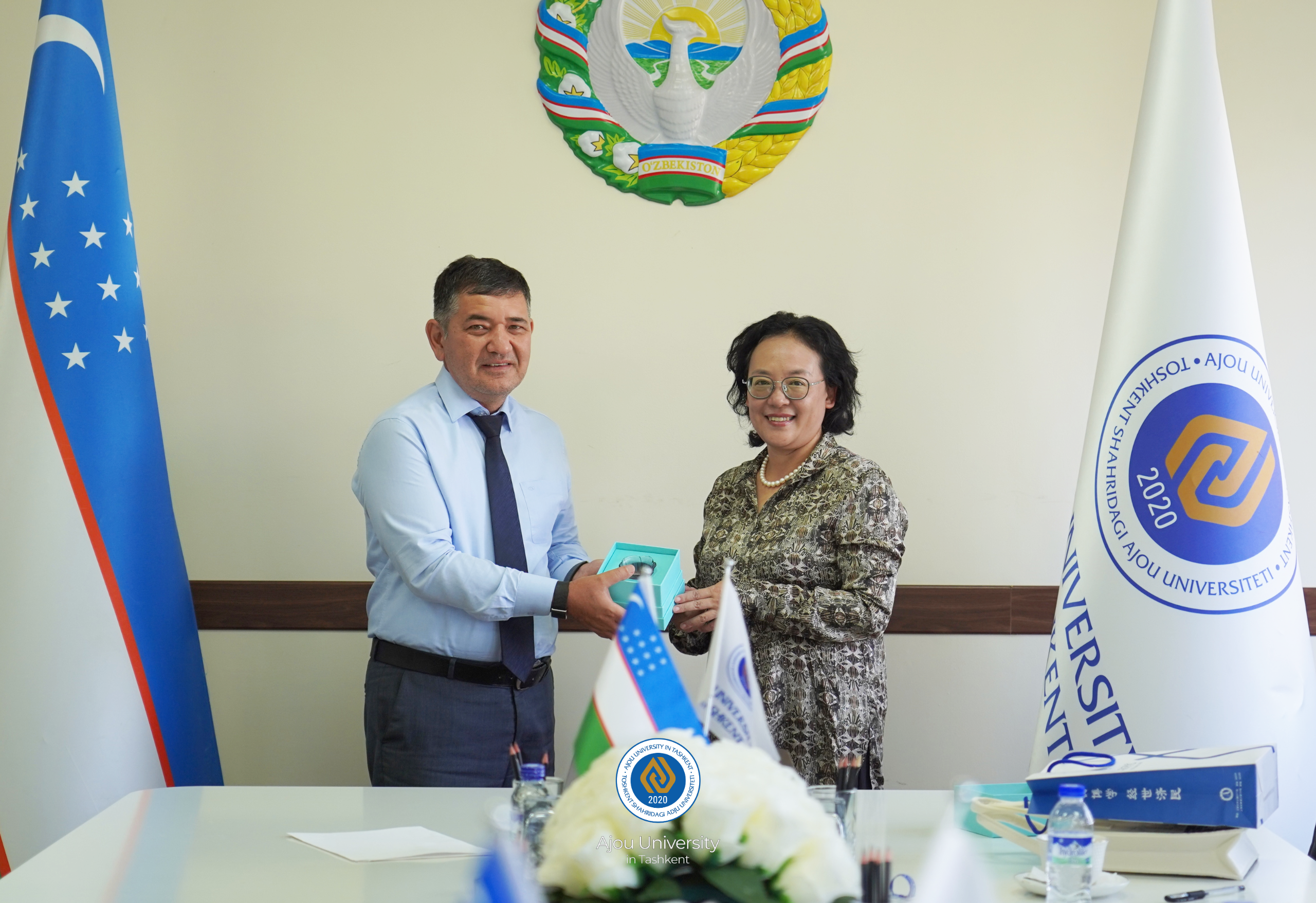 A new partnership is being established between Ajou University and the Shanghai Business School